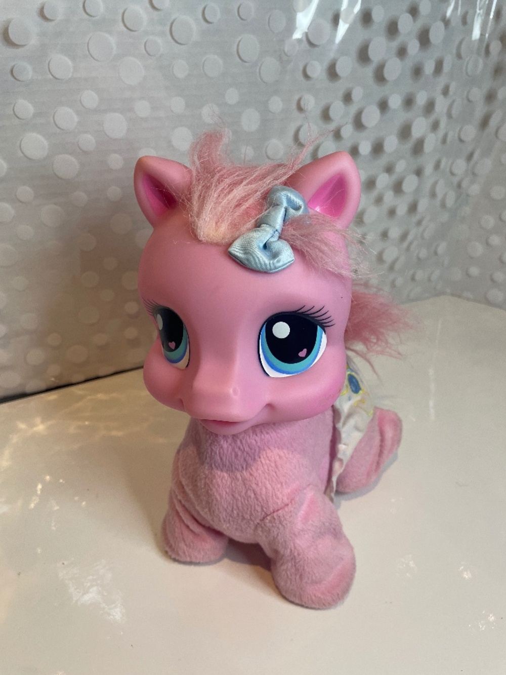 My Little Pony- Crawling Newborn Pinkie Pie